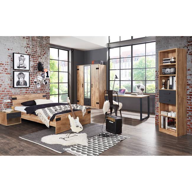 Drehtürenschrank 135cm Braun