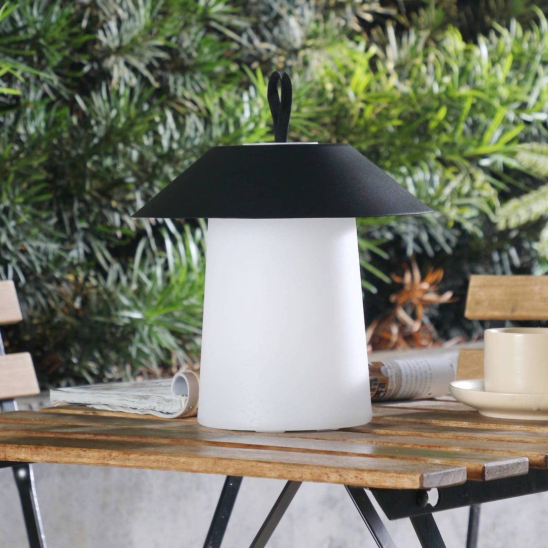Lindby LED-Akkutischleuchte Kalina, schwarz/weiß, IP44