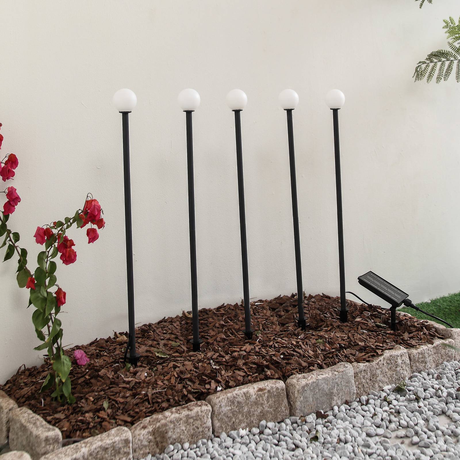 Lindby LED-Solarleuchte Freydis, 5er-Set, schwarz, 2.000 K
