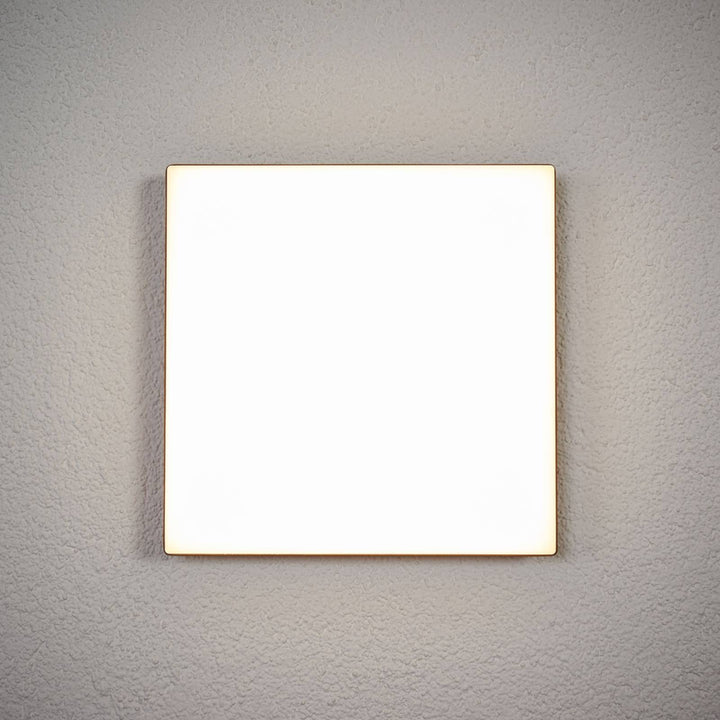 Lucande LED-Außendeckenleuchte Henni, Sensor, 30x30 cm, IP65