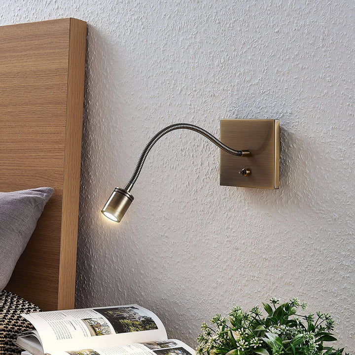Lindby LED-Wandlampe Mayar, messing, Metall, Leselampe, 11cm