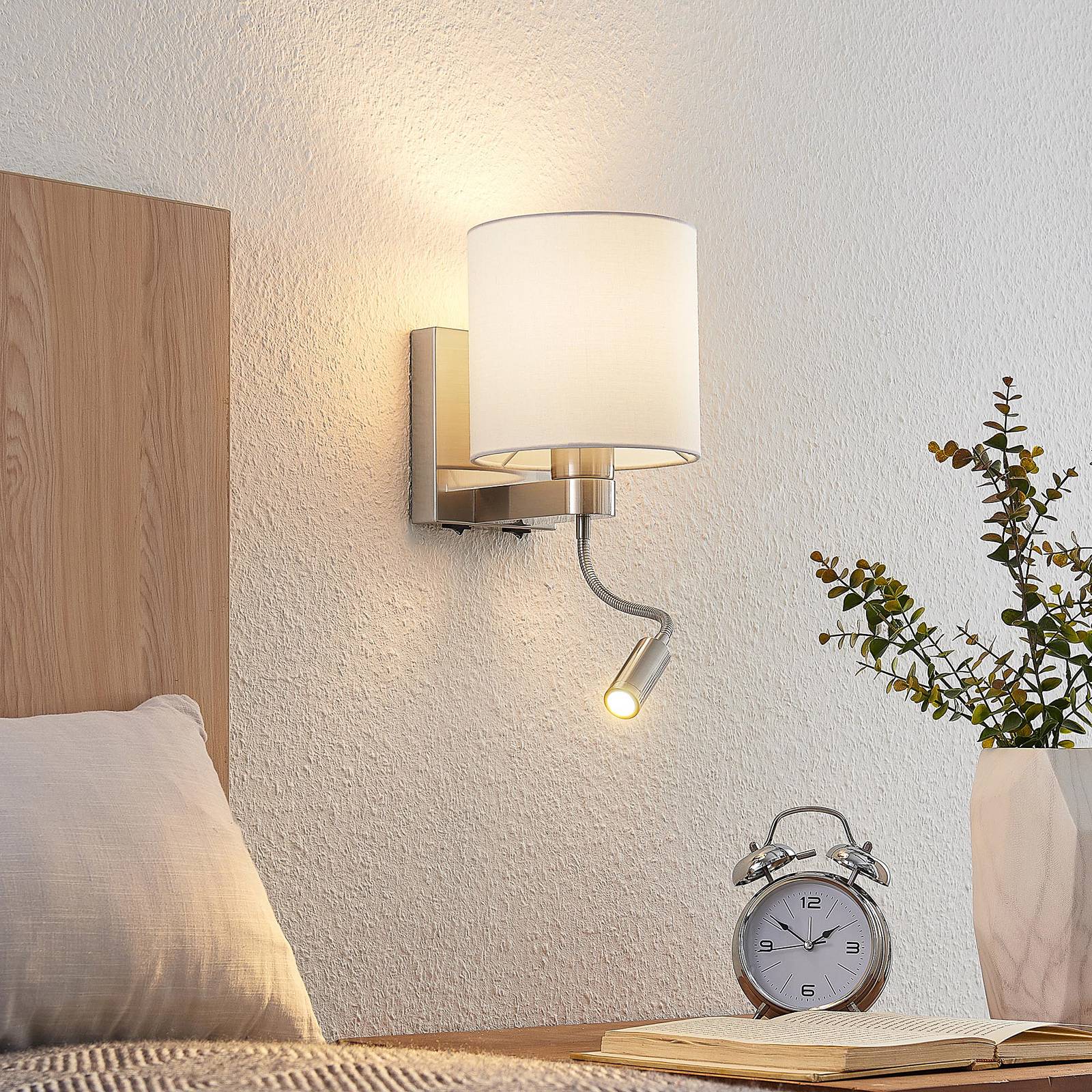 Lucande Wandlampe Brinja, 45 cm, schwenkbar, Leselicht, E27