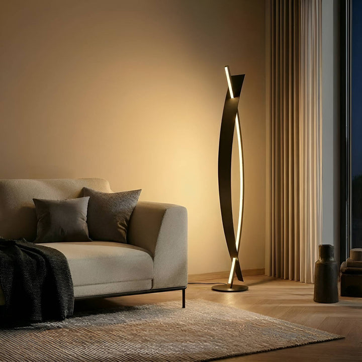Lucande LED-Stehleuchte Marija, schwarz, Metall, Höhe 140 cm