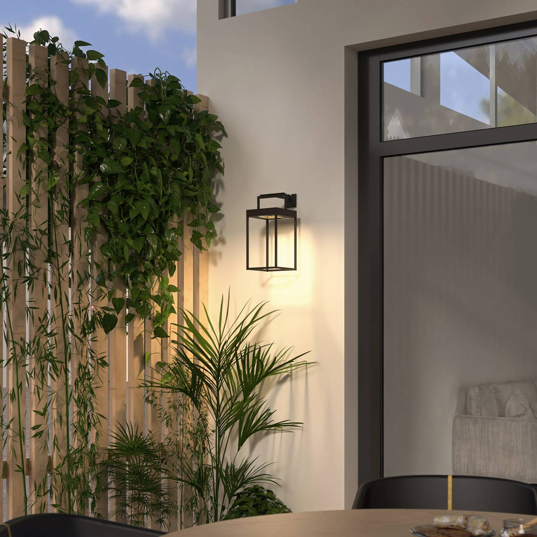 Lucande LED-Solarleuchte Lynzy, 38cm, schwarz, Metall, IP65
