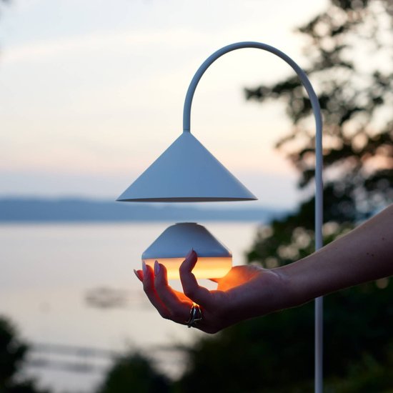 FRANDSEN LED-Akkulampe One, weiß, Ø 9 cm, Acryl